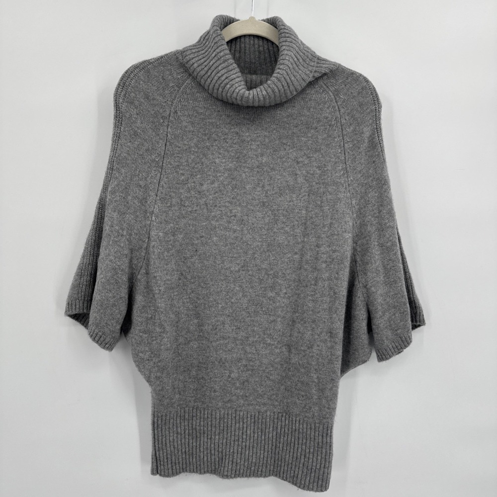 TAHARI Pure Luxe 100% Cashmere Cape Sweater Womens Size S Gray Soft Breathable